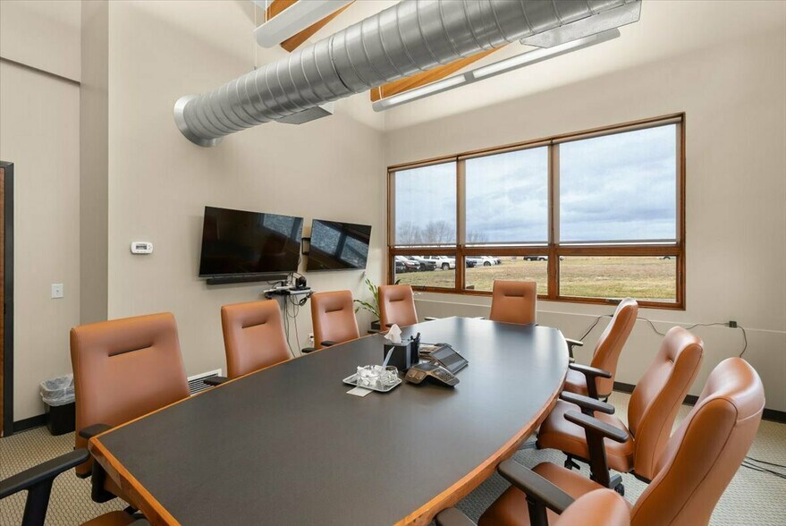 More Photos Of 1631 Zimmerman Trl, Billings Office For Sale
