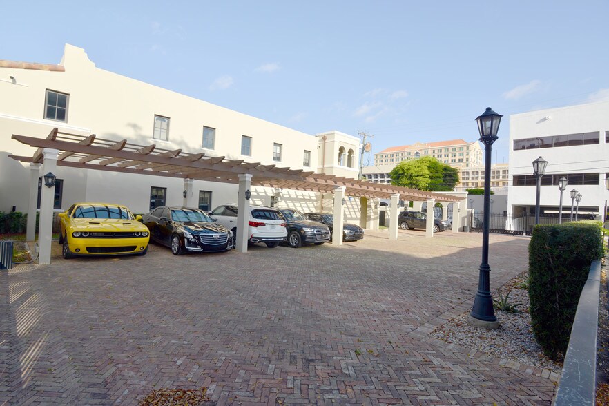 More Photos Of 133 Sevilla Ave, Coral Gables Medical For Lease