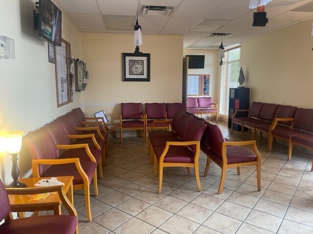 More Photos Of 1815 Crystal Lake Dr, Lakeland Office For Lease