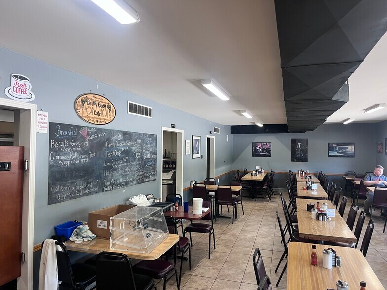 More Photos Of 10691 W Grand River Rd, Fowlerville Restaurant For Sale