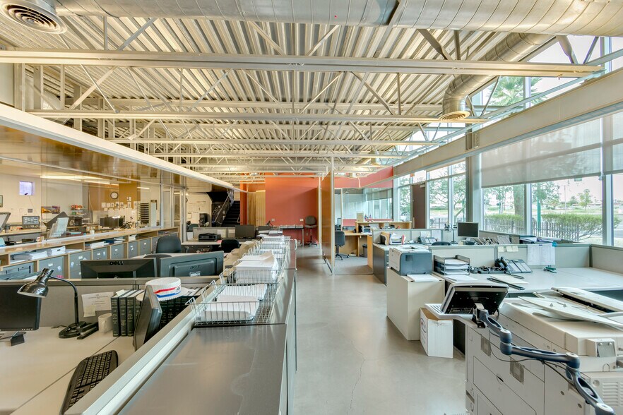 More Photos Of 1835 W Adams St, Phoenix Loft Creative Space For Sale