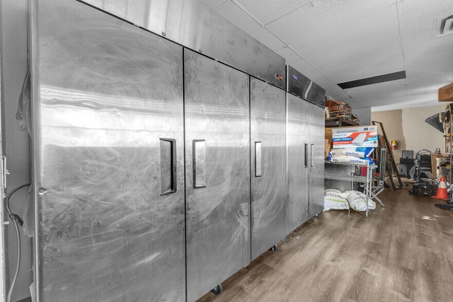 More Photos Of 57173 Sunnyslope Dr, Yucca Valley General Retail For Sale