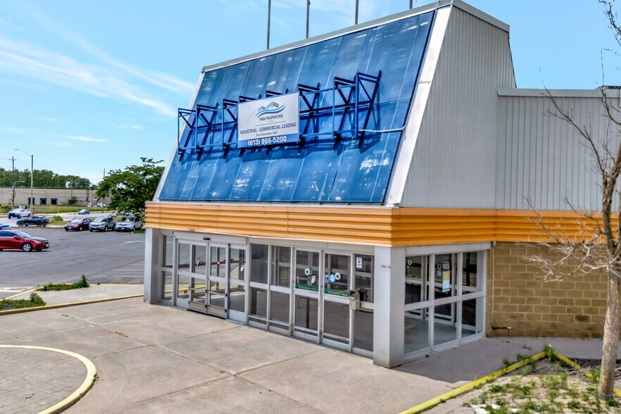 More Photos Of 260 Bell Blvd, Belleville Freestanding For Lease