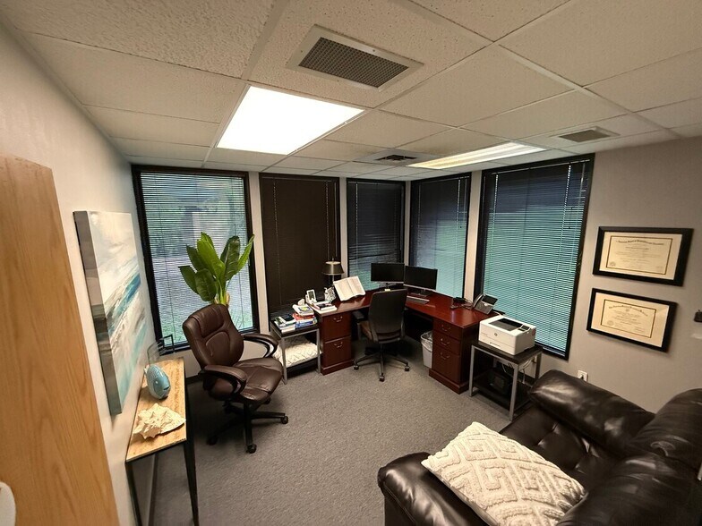 More Photos Of 6900 NW 9th Blvd, Gainesville Medical For Sale