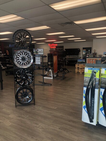 More Photos Of 4533 Waco Drive Dr, Waco Storefront For Sale