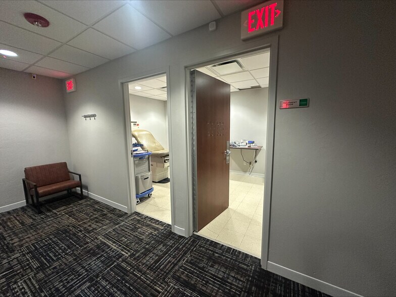 More Photos Of 4525 S Klein Ave, Oklahoma City Office For Lease