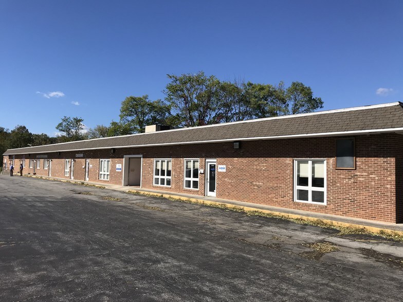 More Photos Of 1727 Peters Creek Rd NW, Roanoke Office For Lease