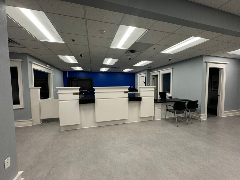 More Photos Of 320 3rd St SE, Cedar Rapids Office For Lease