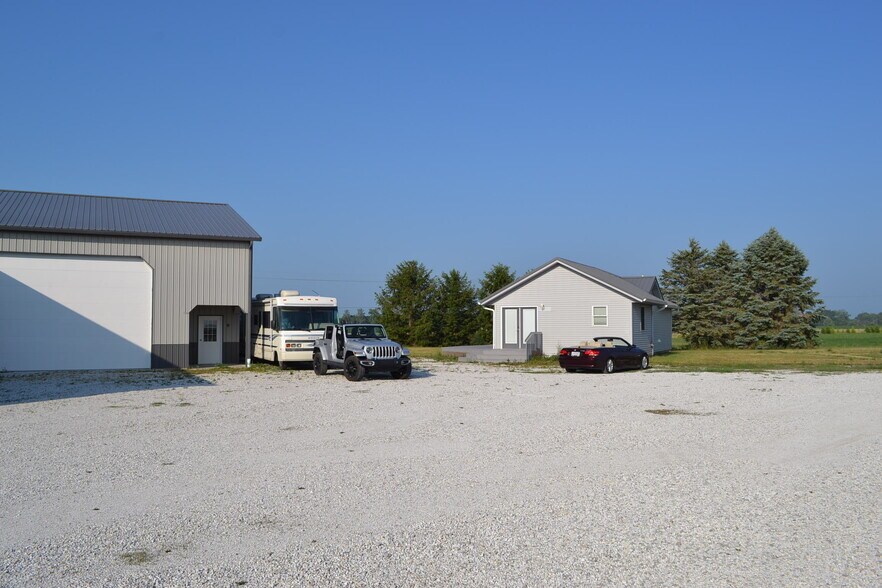 More Photos Of 8721 Old US Highway 52 W, West Lafayette Warehouse For Sale