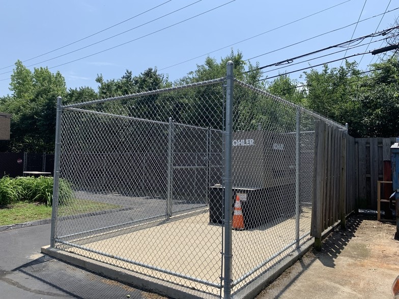 More Photos Of 2433 Regency Rd, Lexington Medical For Sale