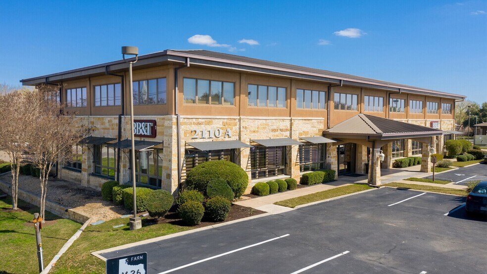 More Photos Of 2110 Boca Raton Dr, Austin Unknown For Lease