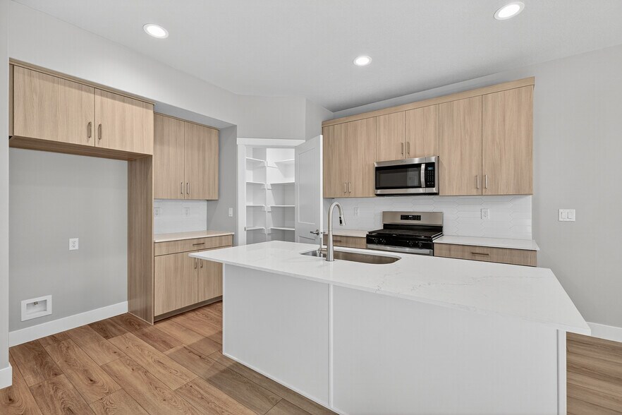 More Photos Of 2770 N 2775 W, Plain City Specialty For Sale