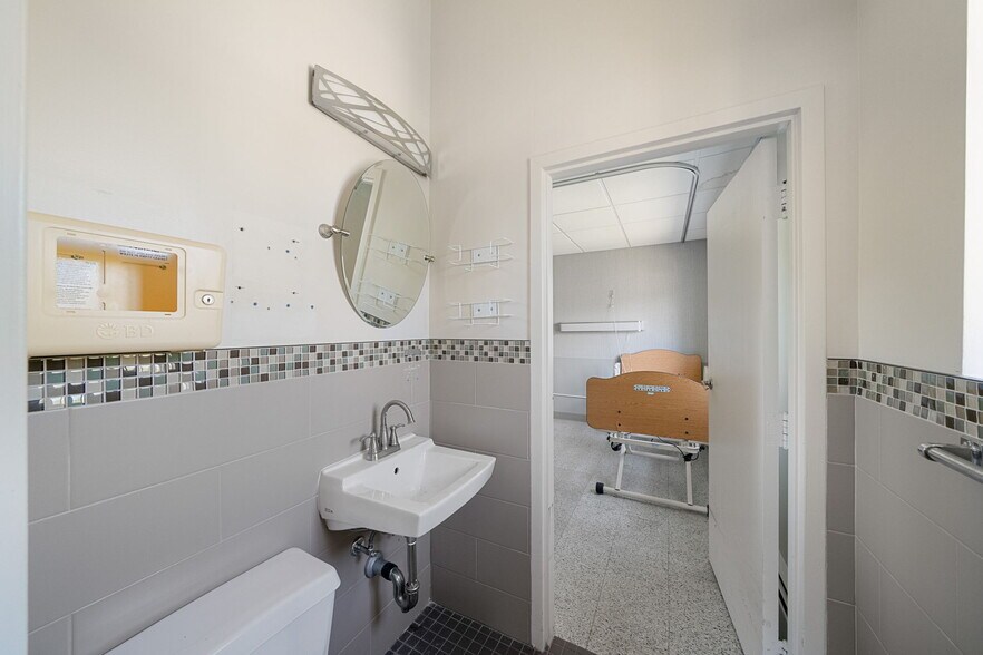 More Photos Of 1123 Rockdale Ave, New Bedford Rehabilitation Center For Sale