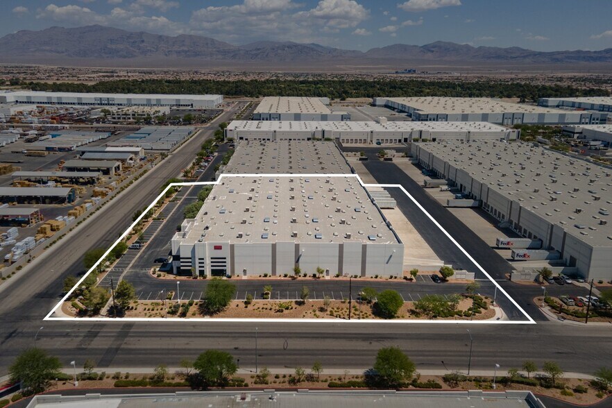 More Photos Of 4850 Statz St, North Las Vegas Manufacturing For Lease