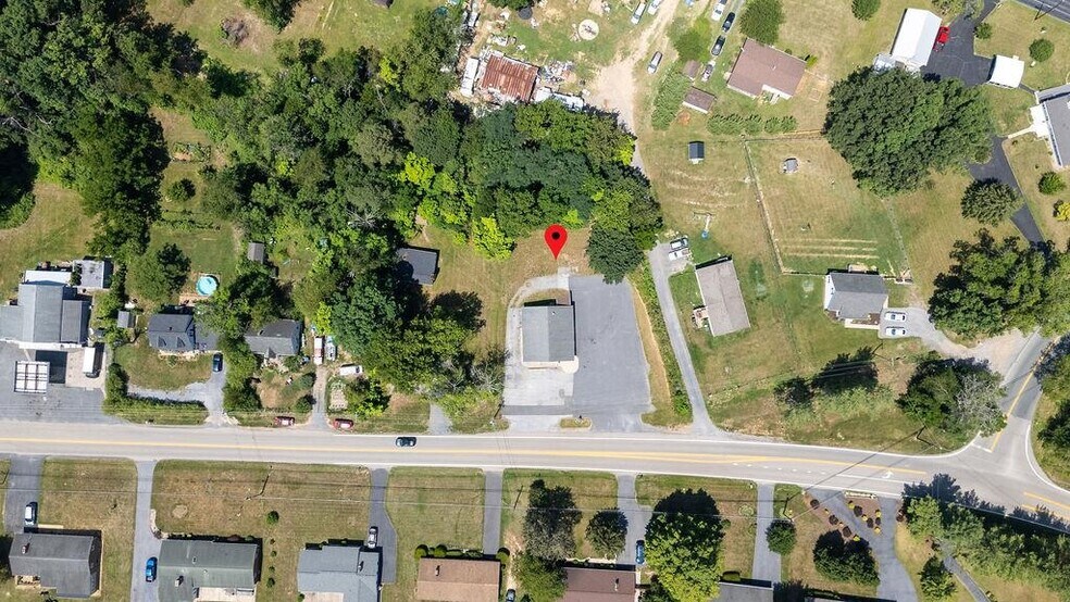 More Photos Of 555 MT Torrey Rd, Lyndhurst Post Office For Sale