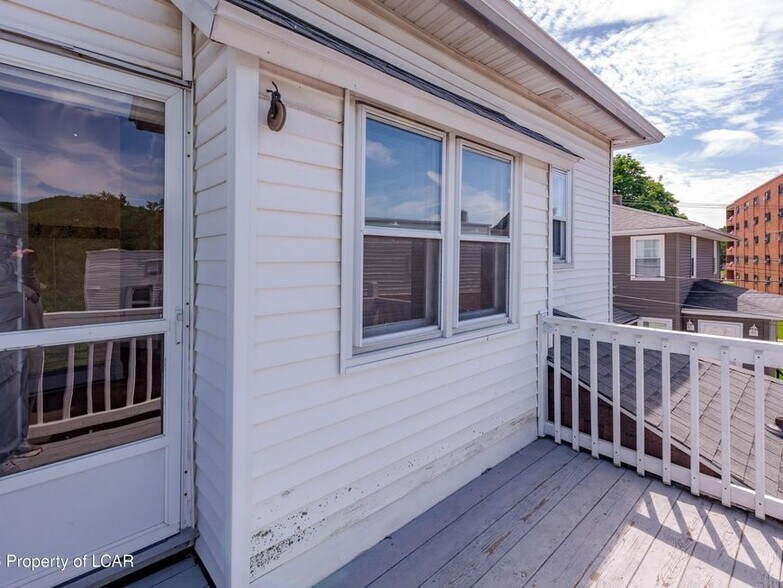 More Photos Of 310 E Main St, Nanticoke Apartments For Sale