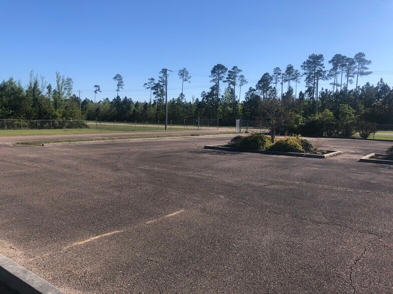 More Photos Of 13233 Webre Rd, Bay Saint Louis Warehouse For Sale