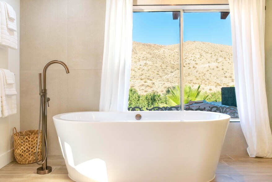 More Photos Of 71555 Jaguar Way, Palm Desert Specialty For Sale