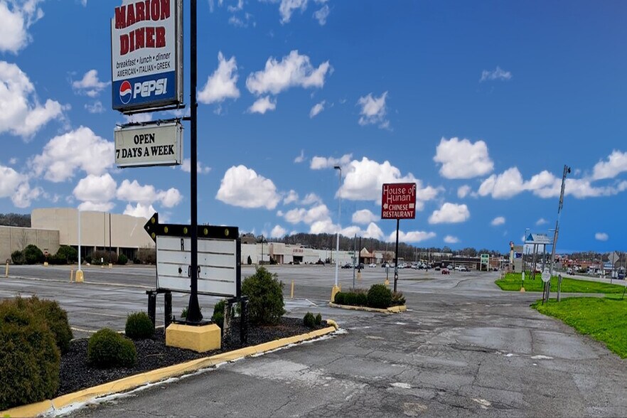 More Photos Of 1565 Marion-Waldo Rd, Marion General Retail For Sale