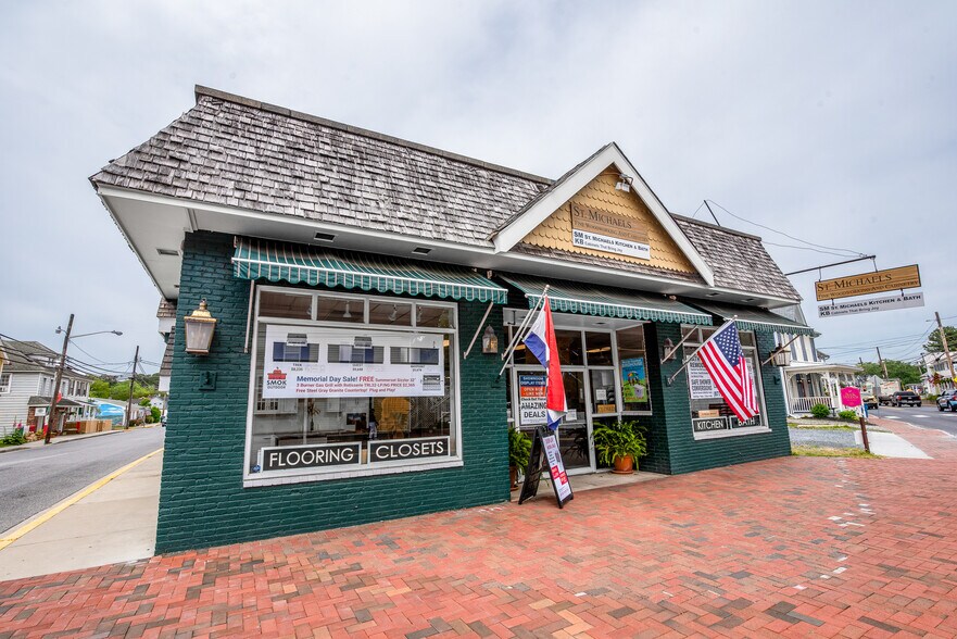 More Photos Of 100 N Talbot St, Saint Michaels Storefront For Sale