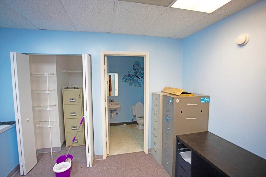 More Photos Of 1310 22nd Ave S, Saint Petersburg Religious Facility For Sale