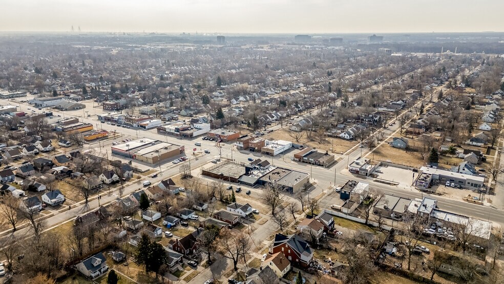 More Photos Of 19430 W Warren Ave, Detroit Specialty For Sale