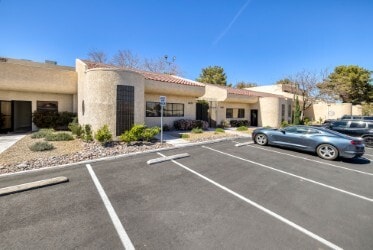 More Photos Of 2820 E Flamingo Rd, Las Vegas Unknown For Lease