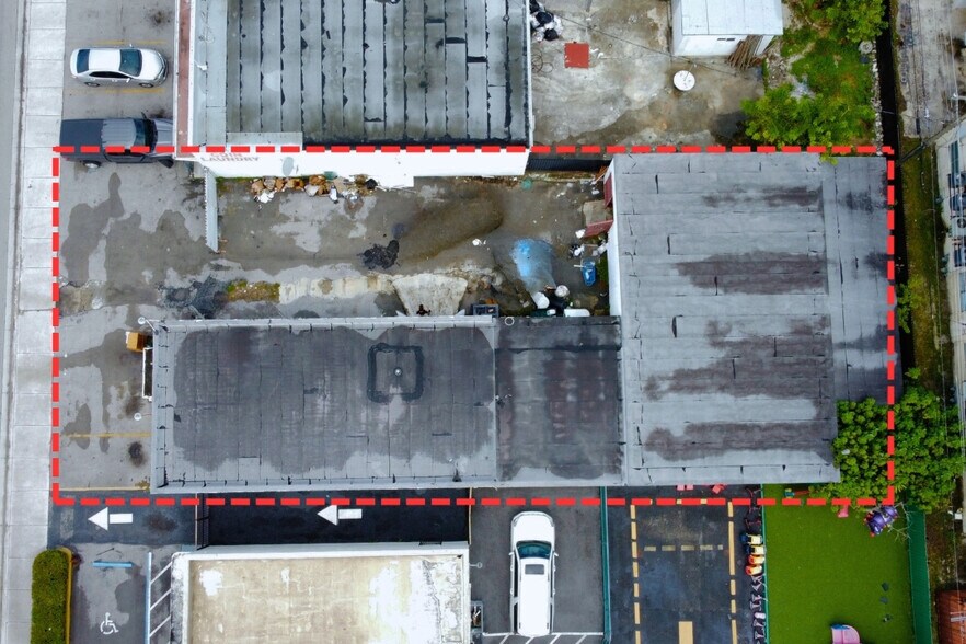 More Photos Of 34 E 9th St, Hialeah Distribution For Lease