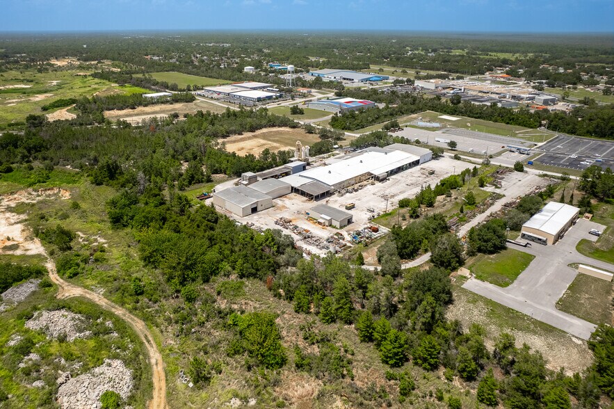 More Photos Of 310 Cypress Rd, Ocala Manufacturing For Sale