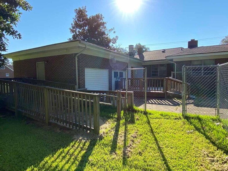 More Photos Of 1020 George Washington Hwy N, Chesapeake Daycare Center For Lease