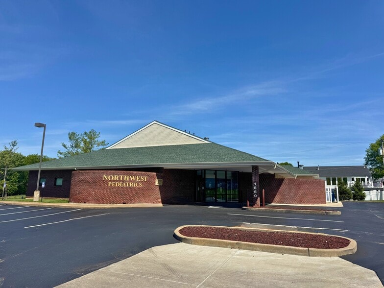 Primary Photo Of 1660 W Meyer Rd, Wentzville Medical For Sale