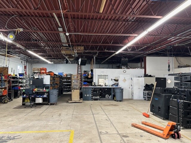 More Photos Of 546 Penn St, Yeadon Warehouse For Sale