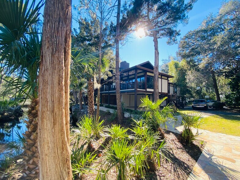 More Photos Of 1606 3rd Ave SE, Steinhatchee Lodge Meeting Hall For Sale