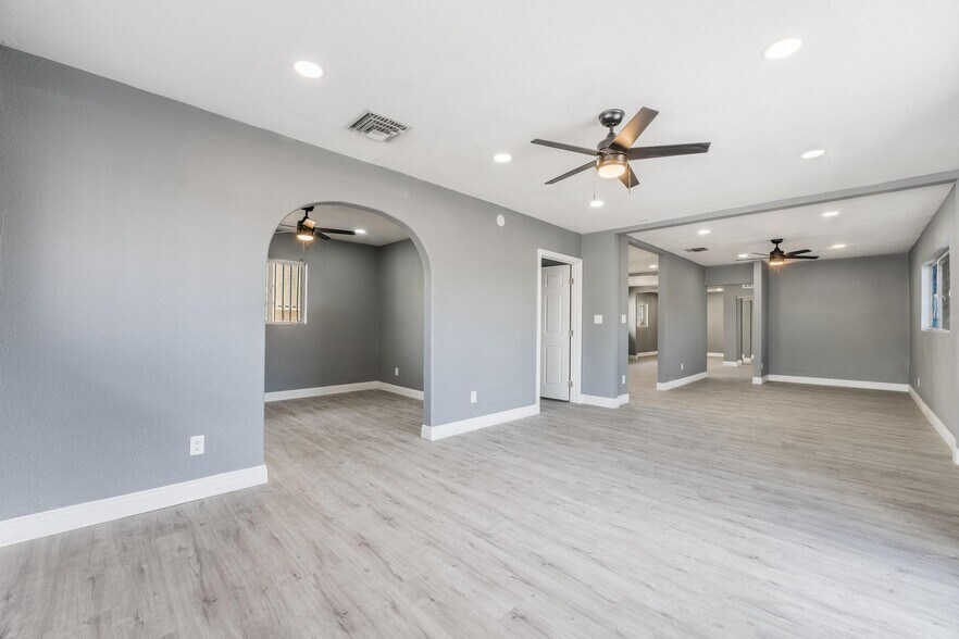 More Photos Of 1800 Lewis Ave, Las Vegas Storefront For Sale