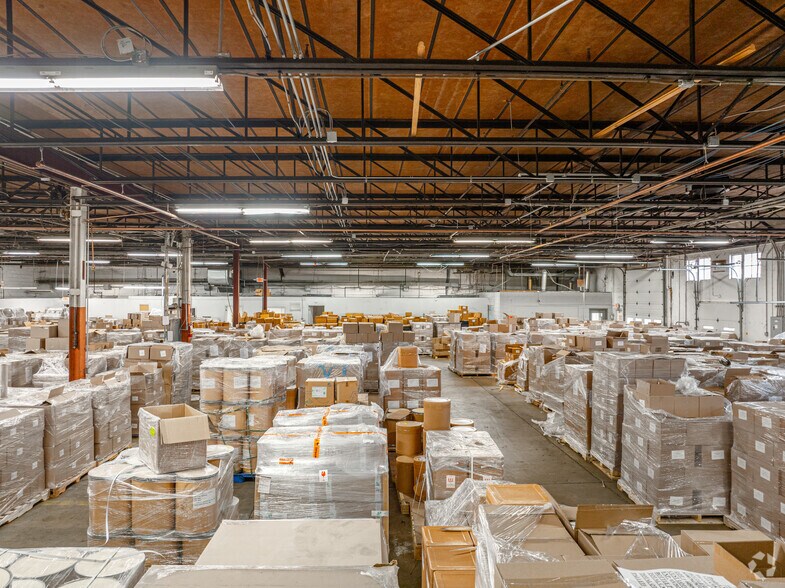 More Photos Of 1 Johnson Dr, Raritan Manufacturing For Lease