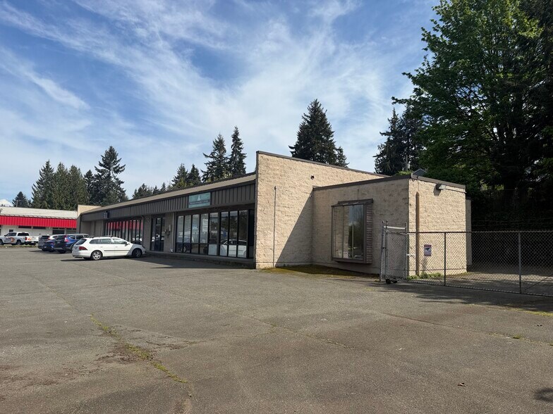 More Photos Of 6710 220th St SW, Mountlake Terrace Freestanding For Sale