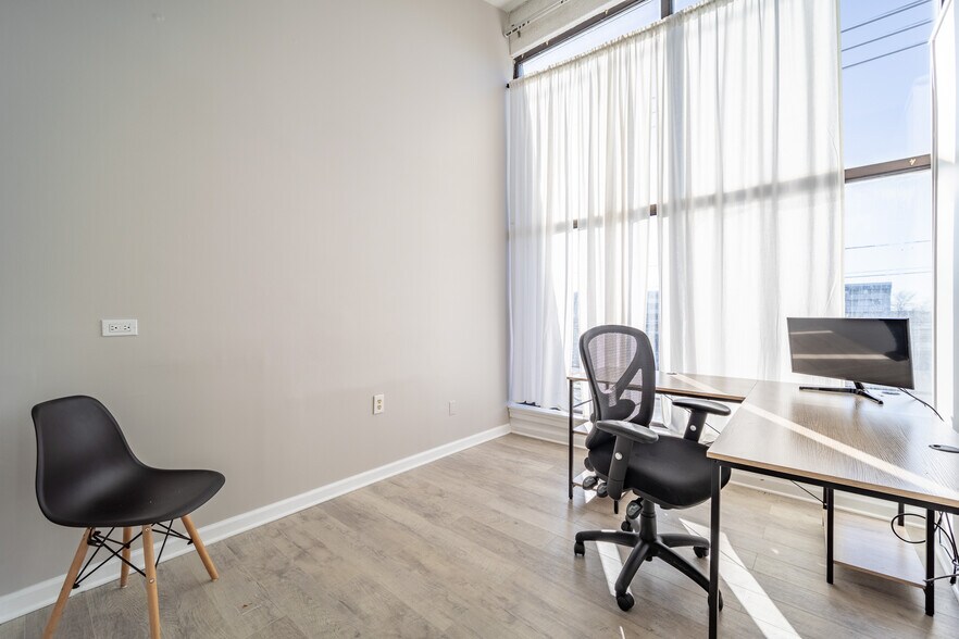 More Photos Of 7904 Coastal Hwy, Ocean City Office For Sale