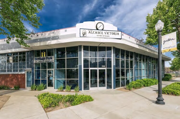 More Photos Of 3301-3307 Broadway, Sacramento Office For Lease