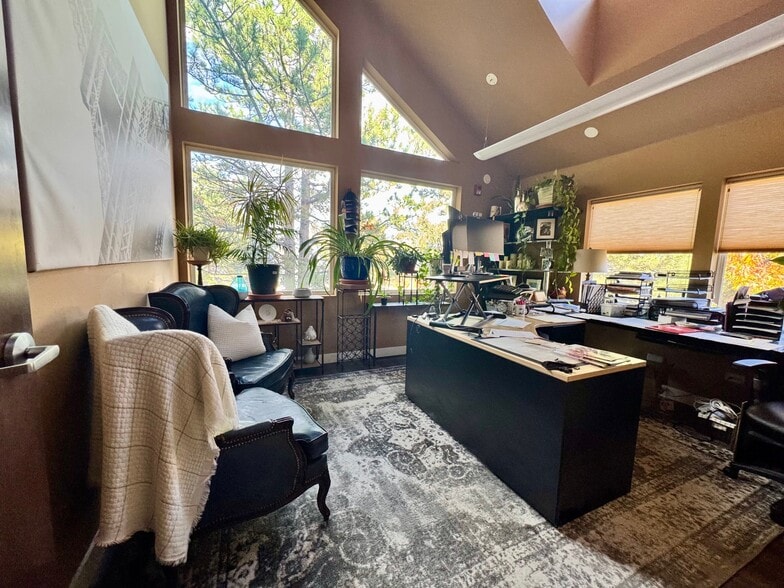 More Photos Of 10354 W Chatfield Ave, Littleton Office For Lease