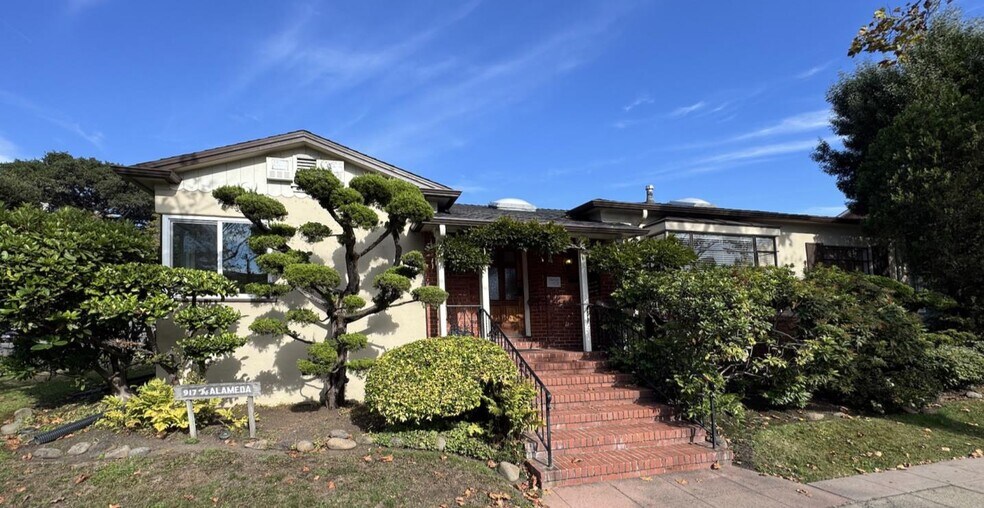 More Photos Of 917 The Alameda, Berkeley Medical For Sale