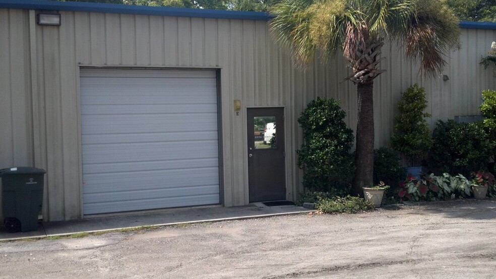 Primary Photo Of 2143 Heriot St, Charleston Flex For Lease