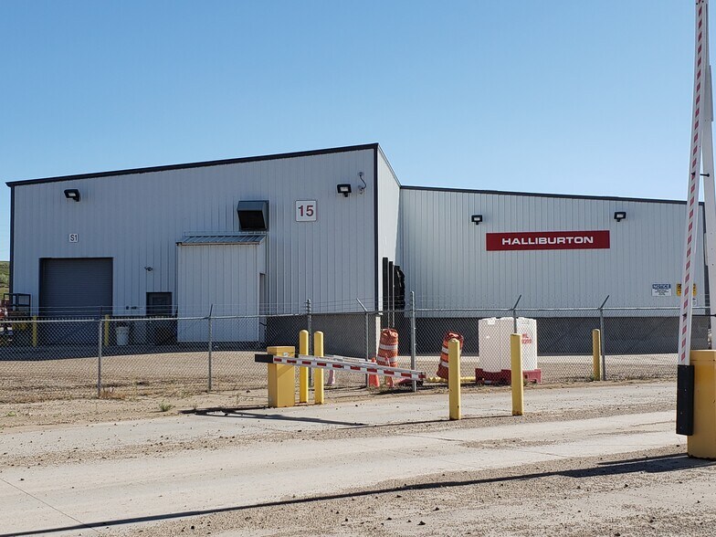 More Photos Of 420 Halliburton Dr, Williston Industrial For Lease
