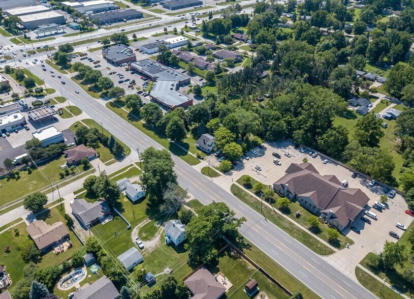 More Photos Of 5600 Fifteen Mile rd, Sterling Heights Freestanding For Sale