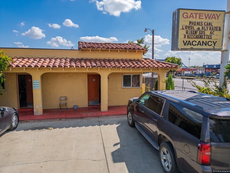 More Photos Of 1407 W 16th St, Merced Hotel For Sale