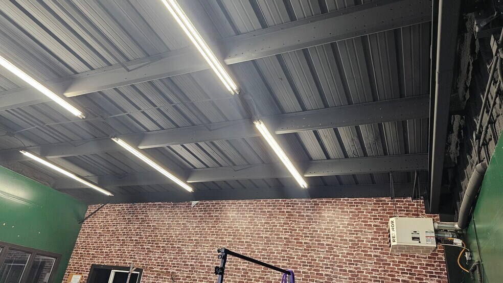 More Photos Of 1230 N Skyline Dr, Idaho Falls Warehouse For Lease