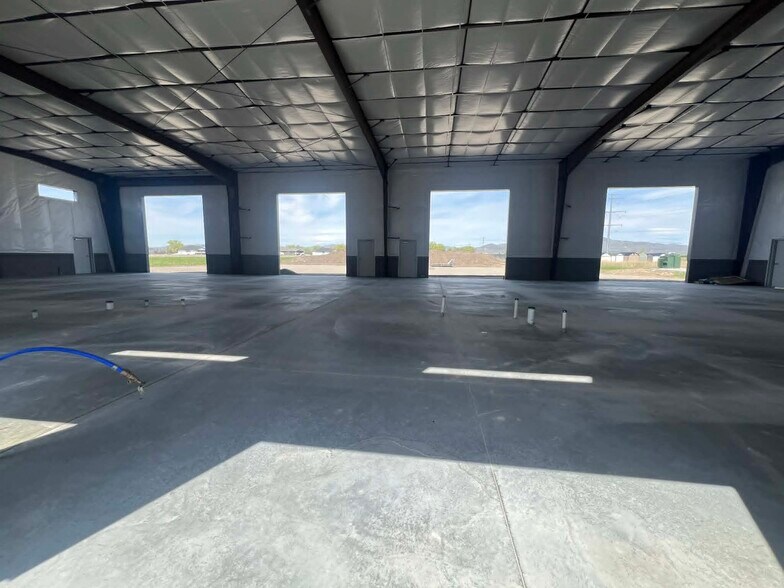 More Photos Of 9471 N 5400 W, Elwood Warehouse For Sale
