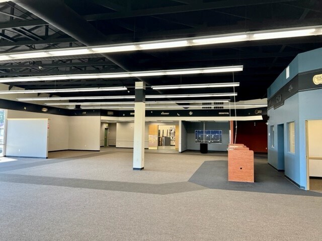 More Photos Of 412 S 9th Ave, Walla Walla Freestanding For Lease