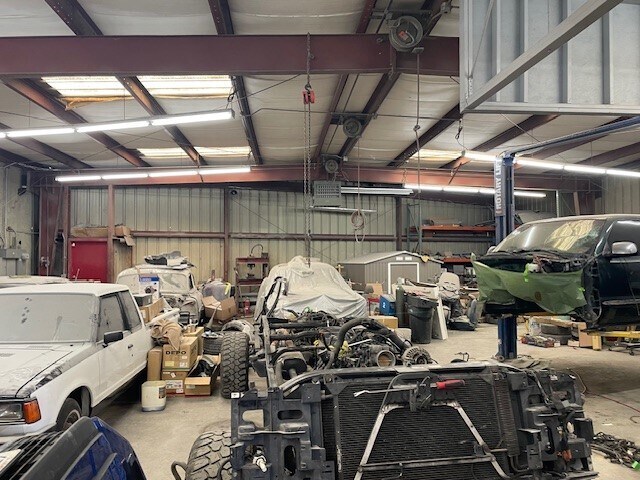 More Photos Of 6009-6017 International Blvd, Oakland Auto Repair For Sale