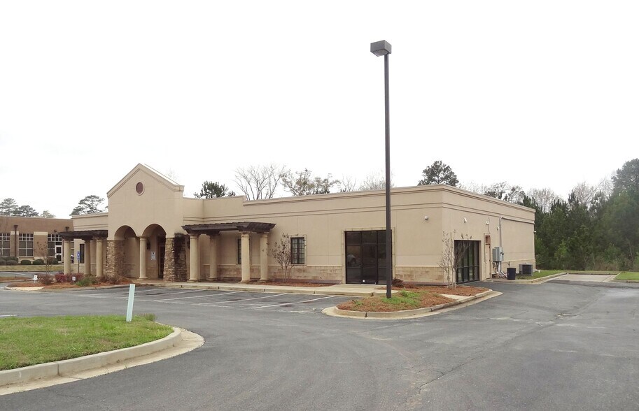 Primary Photo Of 215 Sheraton Blvd, Macon-Bibb Medical For Sale