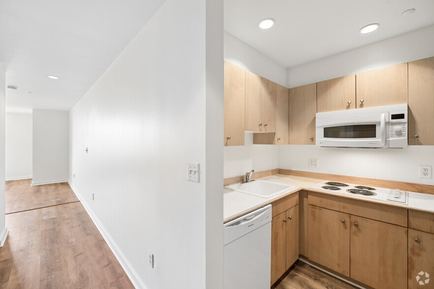 More Photos Of 131 Tremont St, Boston Apartments For Lease